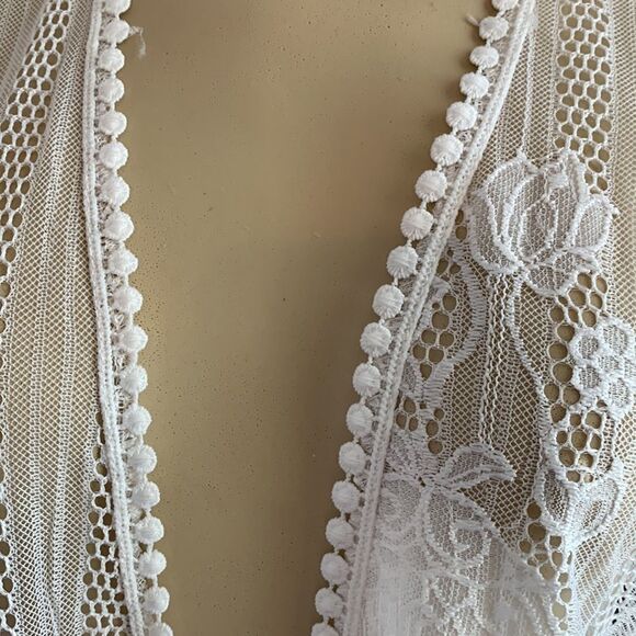 Designer Swimwear Lace Crochet Cover-up Kimono Wrap M white - Picture 5 of 10